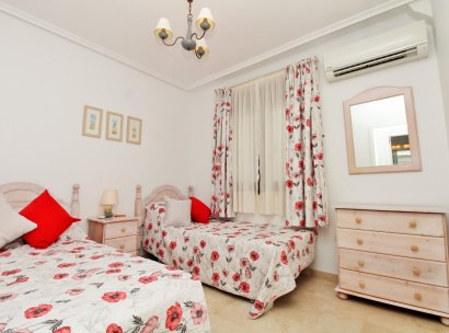 Appartement · Herverkoop - Orihuela Costa · PAU 8 · Alicante · Spanje