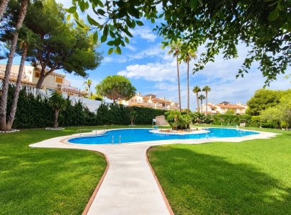 Appartement · Herverkoop - Mil Palmeras · Alicante · Spanje