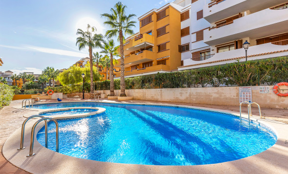 Resale - Apartment - Punta Prima - Orihuela Costa