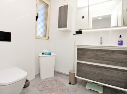 Woning · Herverkoop - Mil Palmeras · Alicante · Spanje