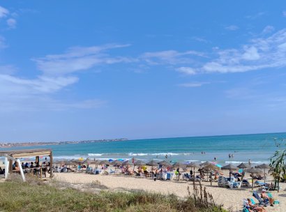 Appartement · Herverkoop - Mil Palmeras · Alicante · Spanje