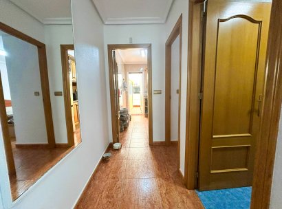 Appartement · Herverkoop - Torrevieja · La Mata · Alicante · Spanje