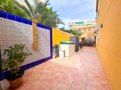 Appartement · Herverkoop - Torrevieja · La Mata · Alicante · Spanje