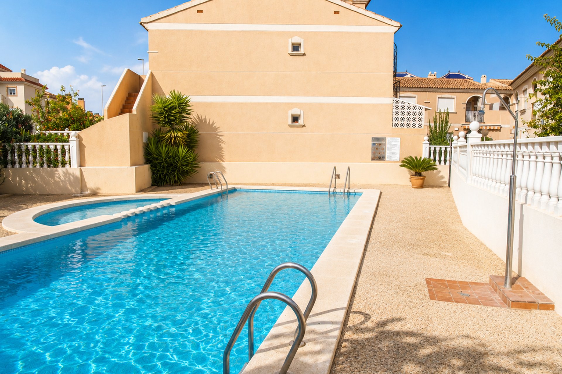 Resale - House - Orihuela Costa