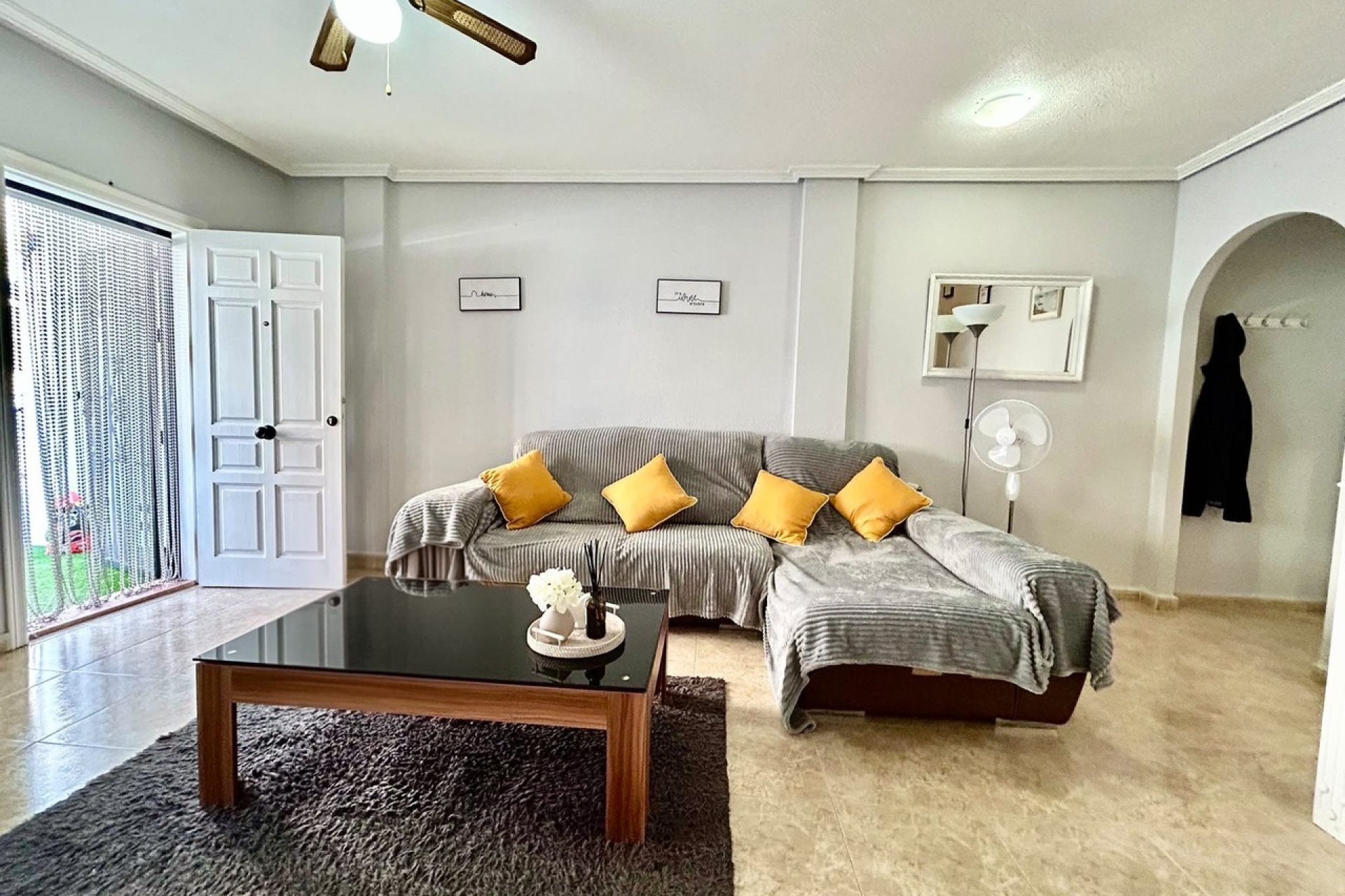 Resale - House - Orihuela Costa