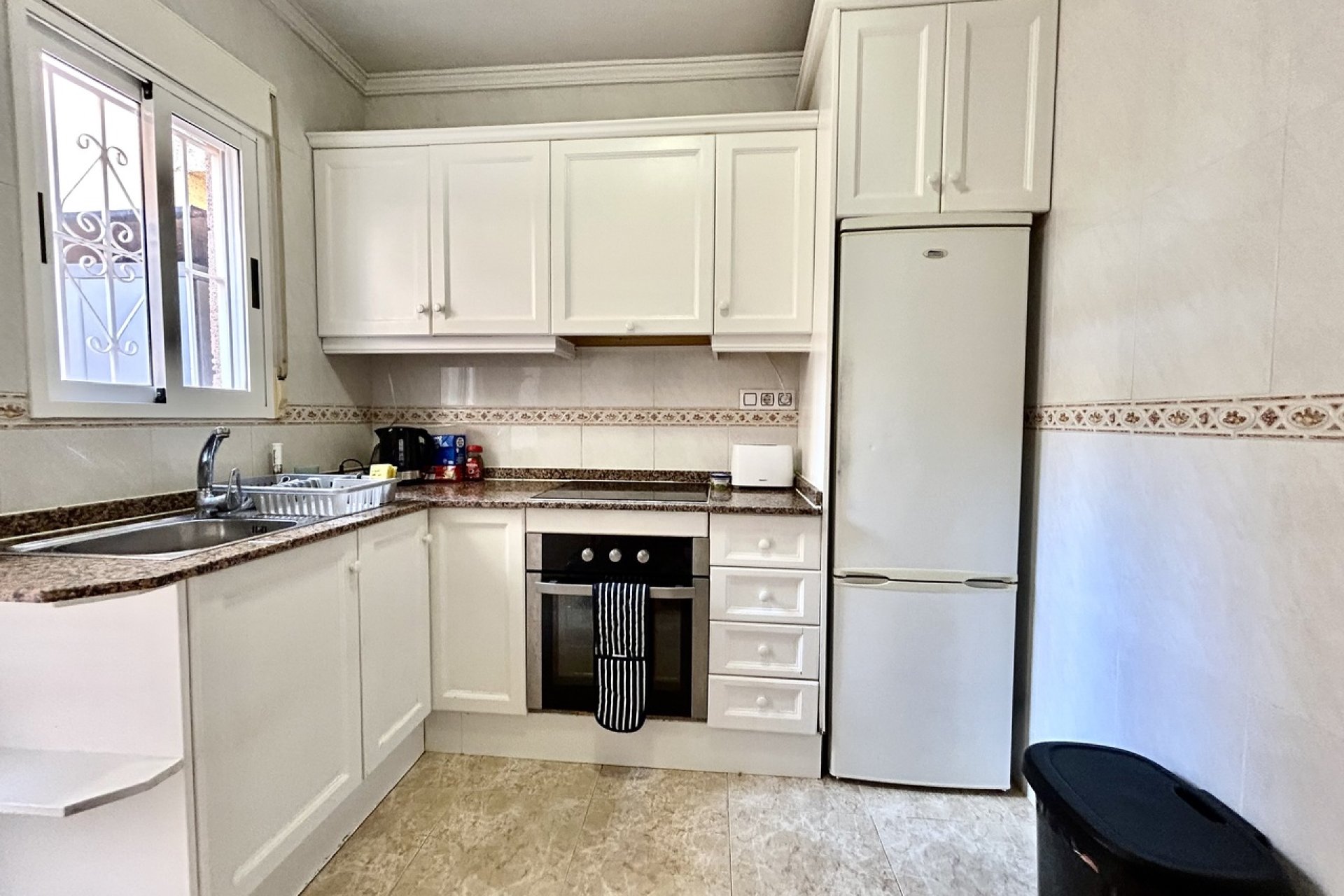 Resale - House - Orihuela Costa