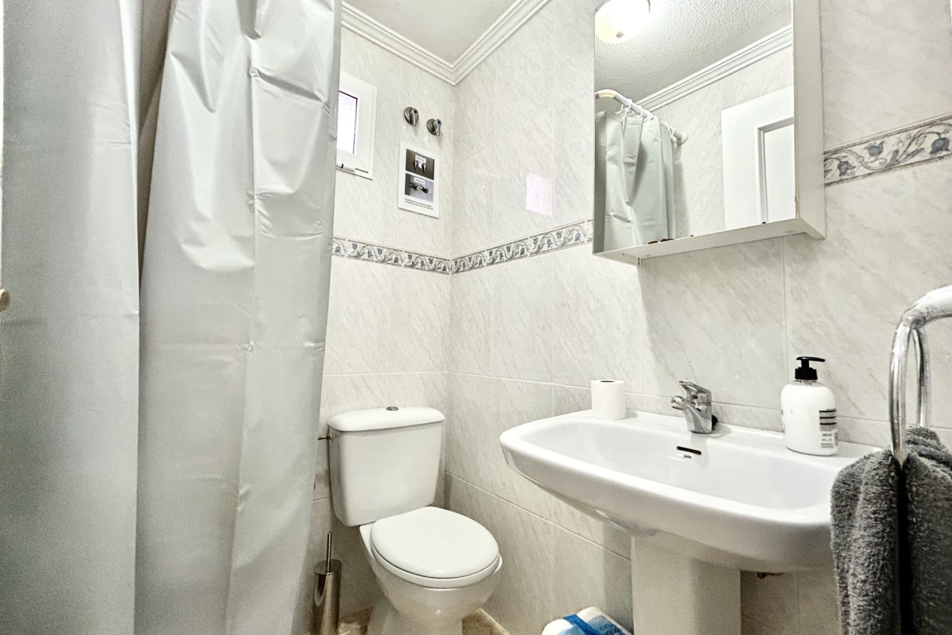 Resale - House - Orihuela Costa
