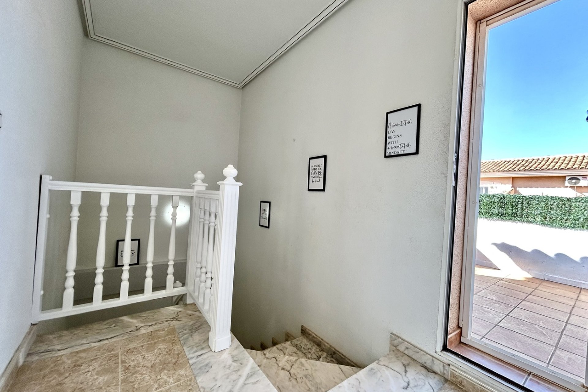 Resale - House - Orihuela Costa