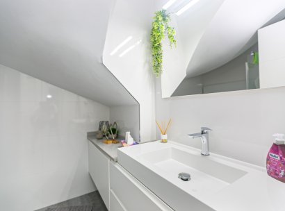 House · Resale - Mil Palmeras · Riomar · Alicante · Spain