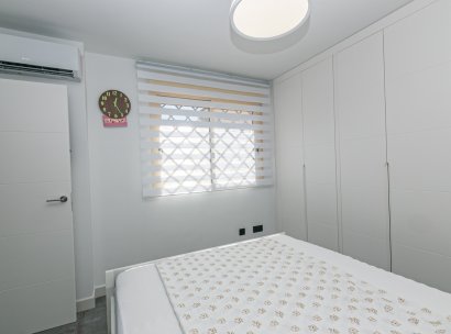 House · Resale - Mil Palmeras · Riomar · Alicante · Spain