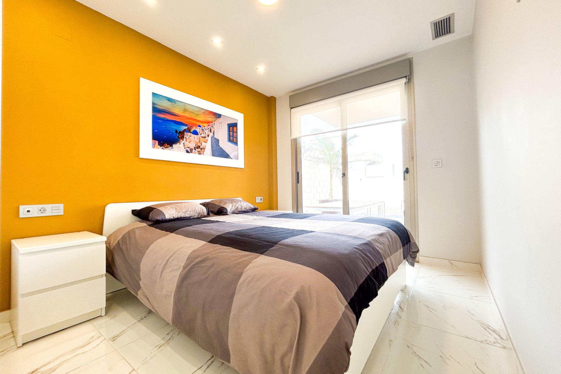 Resale - House - Orihuela Costa