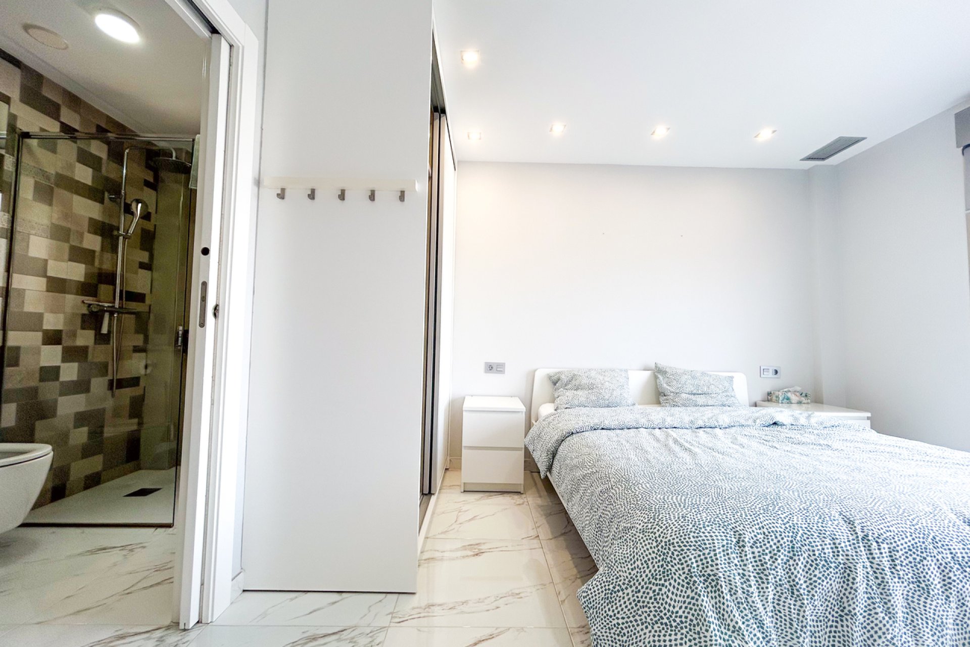 Resale - House - Orihuela Costa