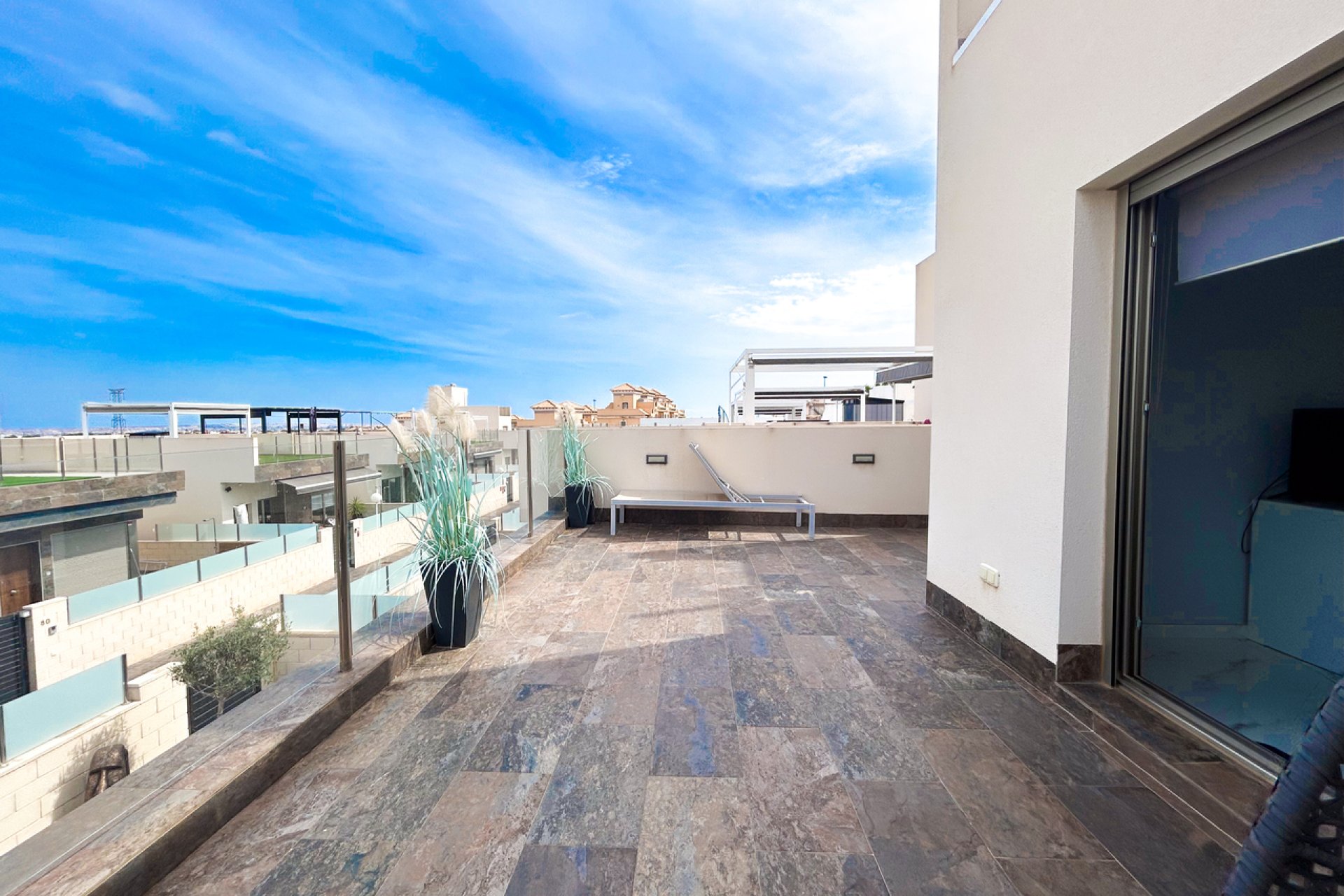 Resale - House - Orihuela Costa