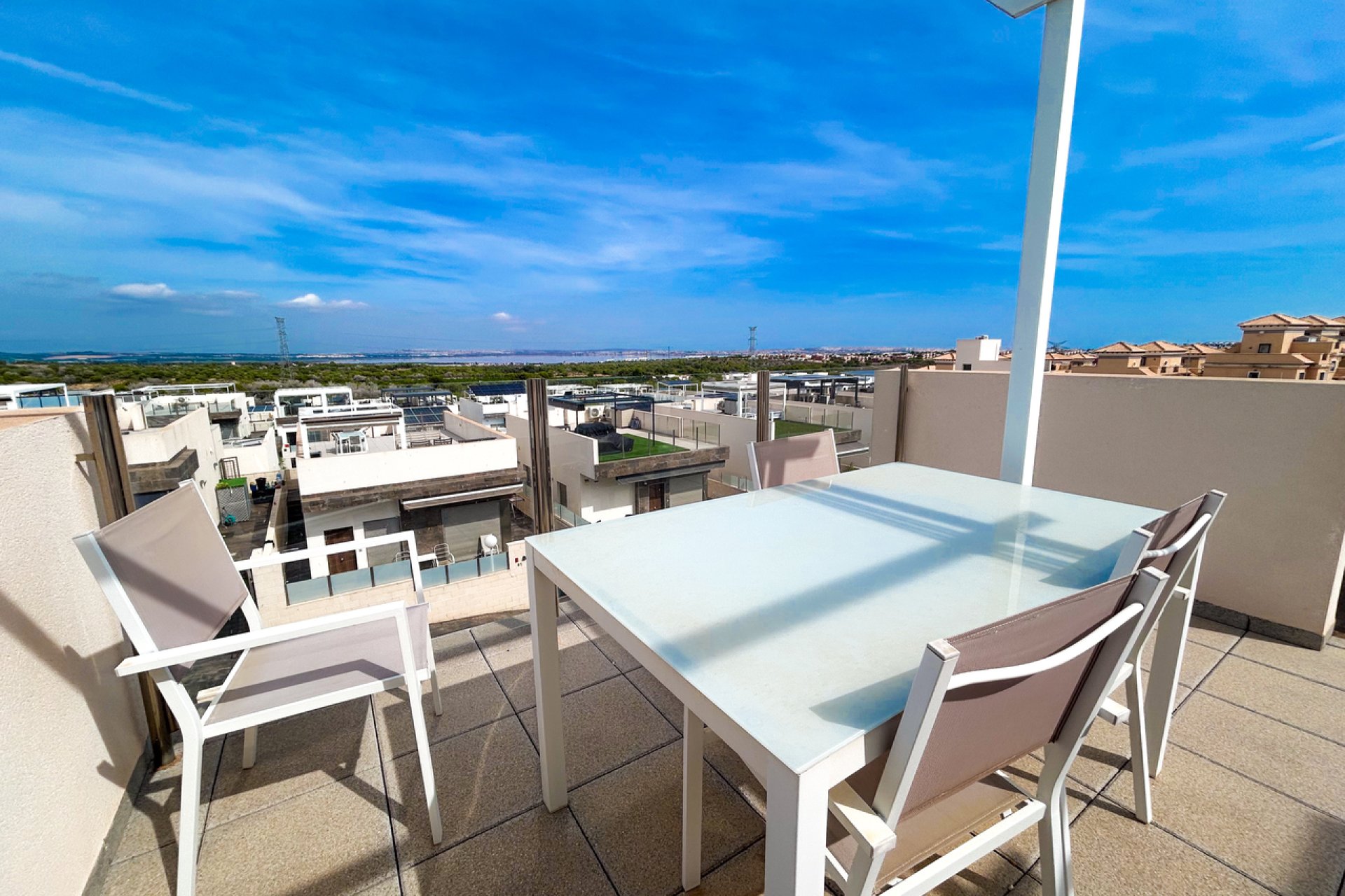 Resale - House - Orihuela Costa