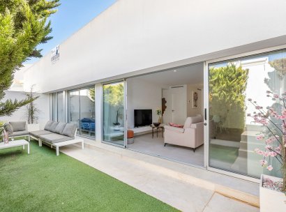 Apartamento · Reventa - Torrevieja · Los Balcones · Alicante · España