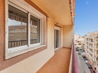 Apartment · Resale - Torrevieja · Centro · Alicante · Spain
