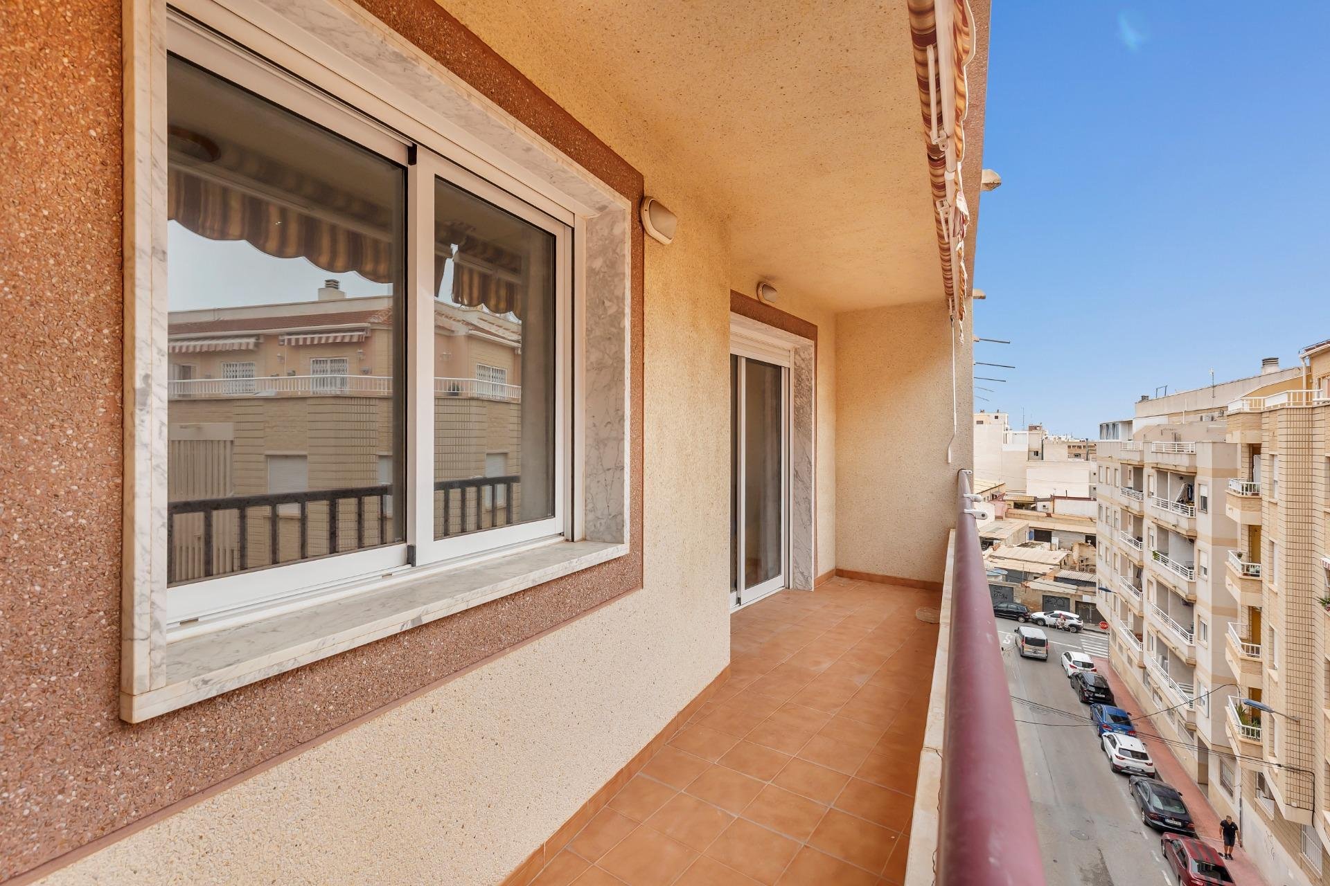 Resale - Apartment - Torrevieja