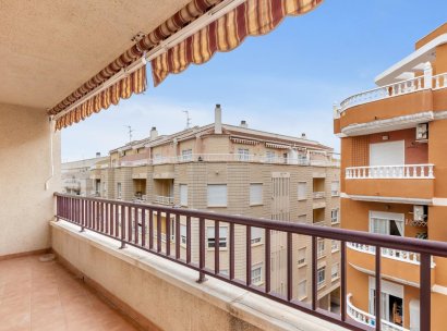 Apartment · Resale - Torrevieja · Centro · Alicante · Spain