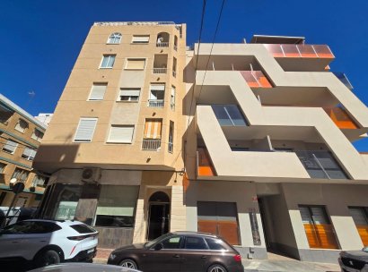 Apartment · Resale - Torrevieja · Playa del Cura · Alicante · Spain