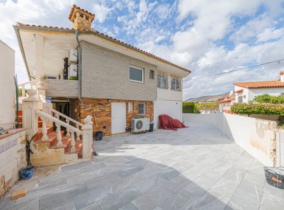 House · Resale - La Nucía · Panorama · Alicante · Spain