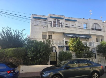 Apartamento · Reventa - Torrevieja · Habaneras · Alicante · España