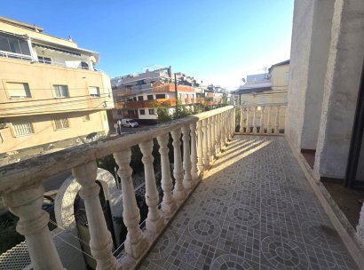 Apartamento · Reventa - Torrevieja · Habaneras · Alicante · España