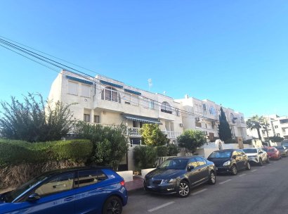 Apartamento · Reventa - Torrevieja · Habaneras · Alicante · España