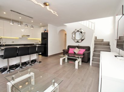 Casa · Reventa - Orihuela Costa · Villamartín · Alicante · España