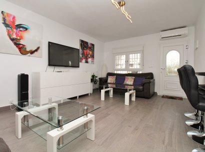 Casa · Reventa - Orihuela Costa · Villamartín · Alicante · España