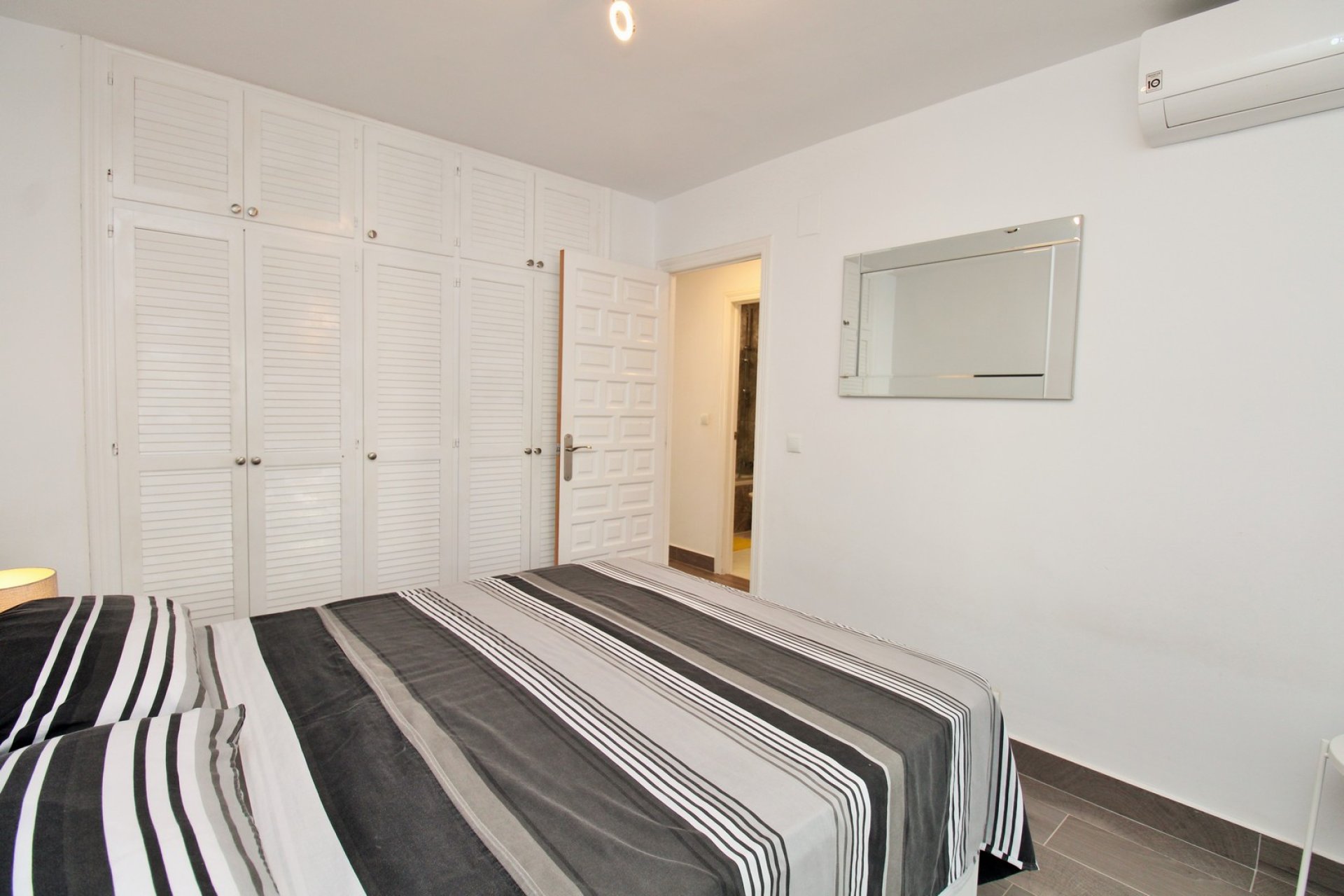 Reventa - Casa - Orihuela Costa