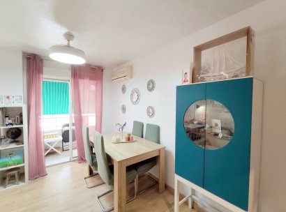 Apartamento · Reventa - Torrevieja · Alicante · España