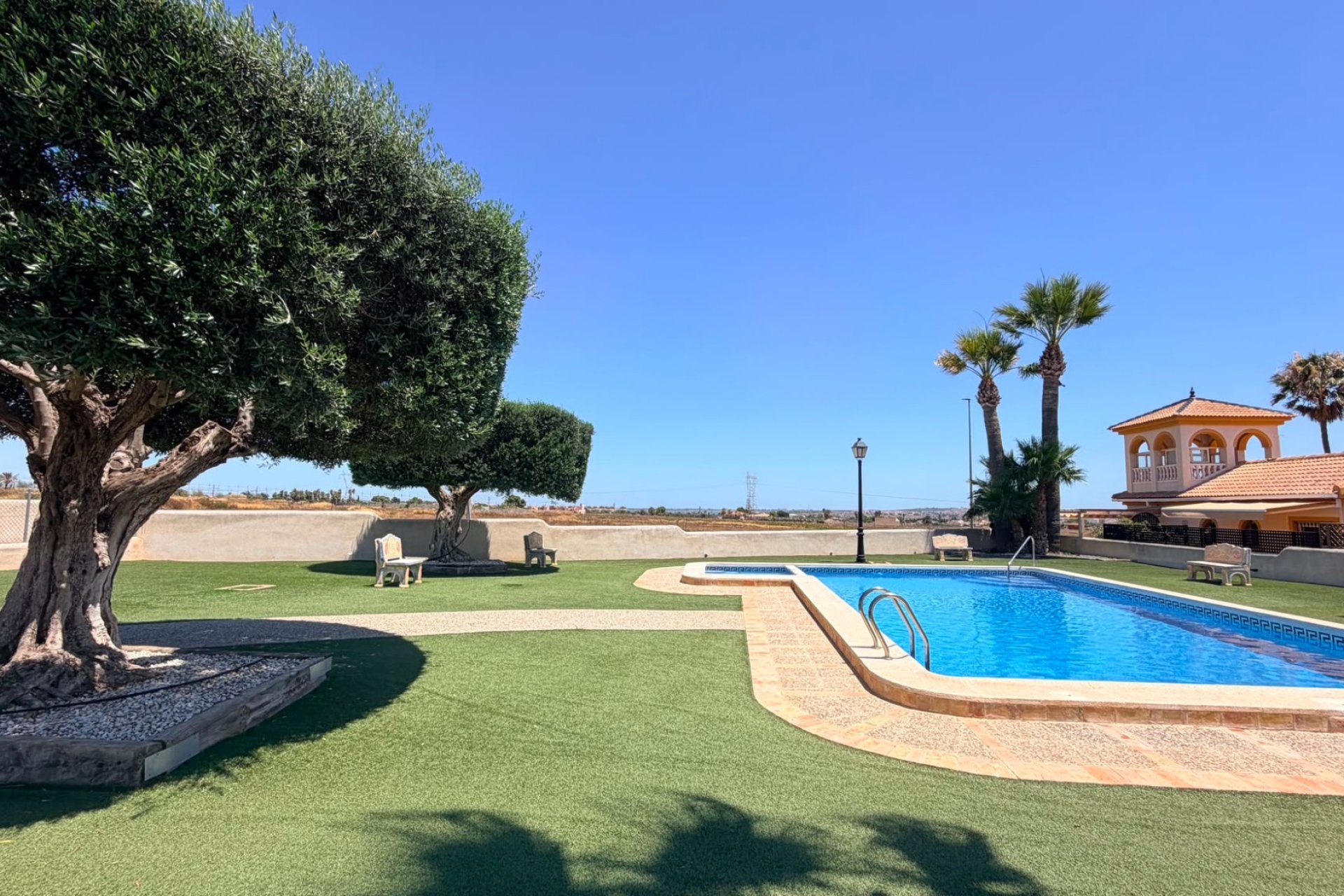 Reventa - Casa - Los Montesinos