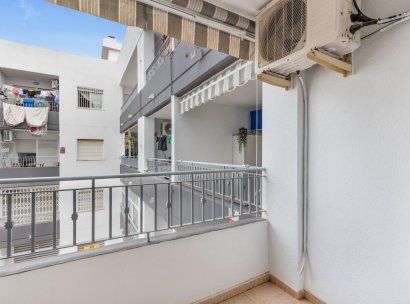 Apartamento · Reventa - Torrevieja · El Calvario / El Molino · Alicante · España