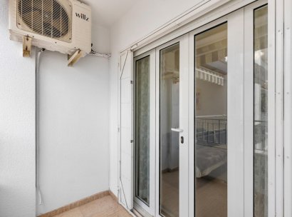 Apartamento · Reventa - Torrevieja · El Calvario / El Molino · Alicante · España