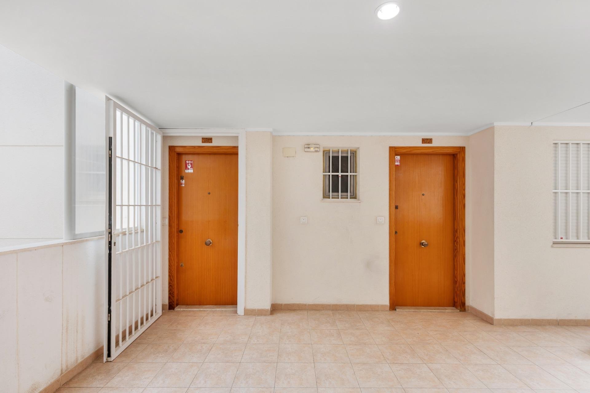Resale - Apartment - Torrevieja