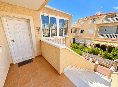 Appartement · Herverkoop - Orihuela Costa · Punta Prima · Alicante · Spanje