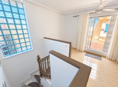 Appartement · Herverkoop - Orihuela Costa · Punta Prima · Alicante · Spanje