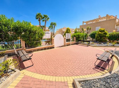 Appartement · Herverkoop - Orihuela Costa · Punta Prima · Alicante · Spanje
