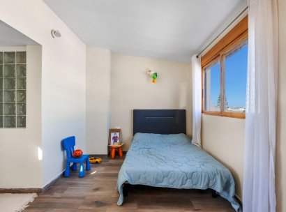 Apartamento · Reventa - Torrevieja · Los Balcones · Alicante · España