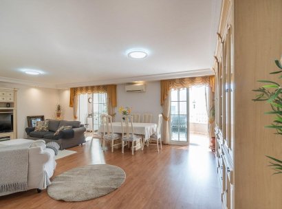 Apartamento · Reventa - Torrevieja · Centro · Alicante · España