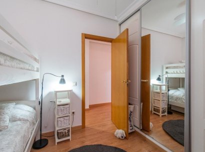 Apartamento · Reventa - Torrevieja · Centro · Alicante · España