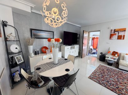 Woning · Herverkoop - Orihuela · Entre Naranjos Vistabella · Alicante · Spanje