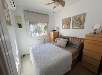 Woning · Herverkoop - Orihuela · Entre Naranjos Vistabella · Alicante · Spanje