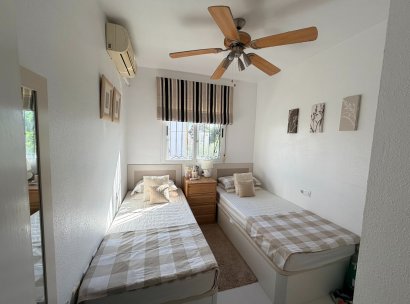 Woning · Herverkoop - Orihuela · Entre Naranjos Vistabella · Alicante · Spanje