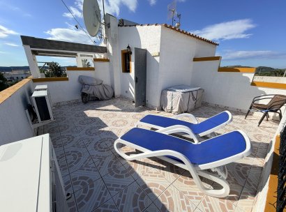 Woning · Herverkoop - Orihuela · Entre Naranjos Vistabella · Alicante · Spanje