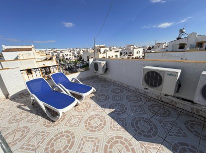 Woning · Herverkoop - Orihuela · Entre Naranjos Vistabella · Alicante · Spanje