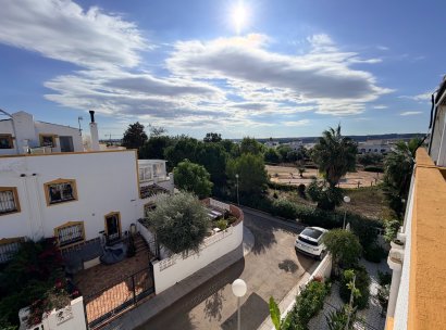 Woning · Herverkoop - Orihuela · Entre Naranjos Vistabella · Alicante · Spanje
