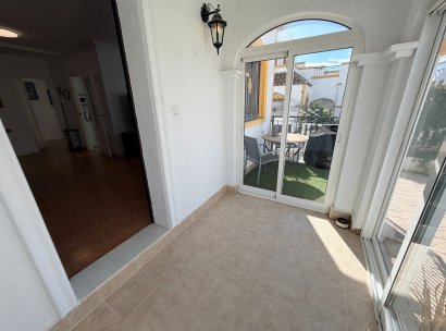 Woning · Herverkoop - Orihuela · Entre Naranjos Vistabella · Alicante · Spanje