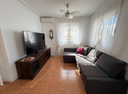 Woning · Herverkoop - Orihuela · Entre Naranjos Vistabella · Alicante · Spanje