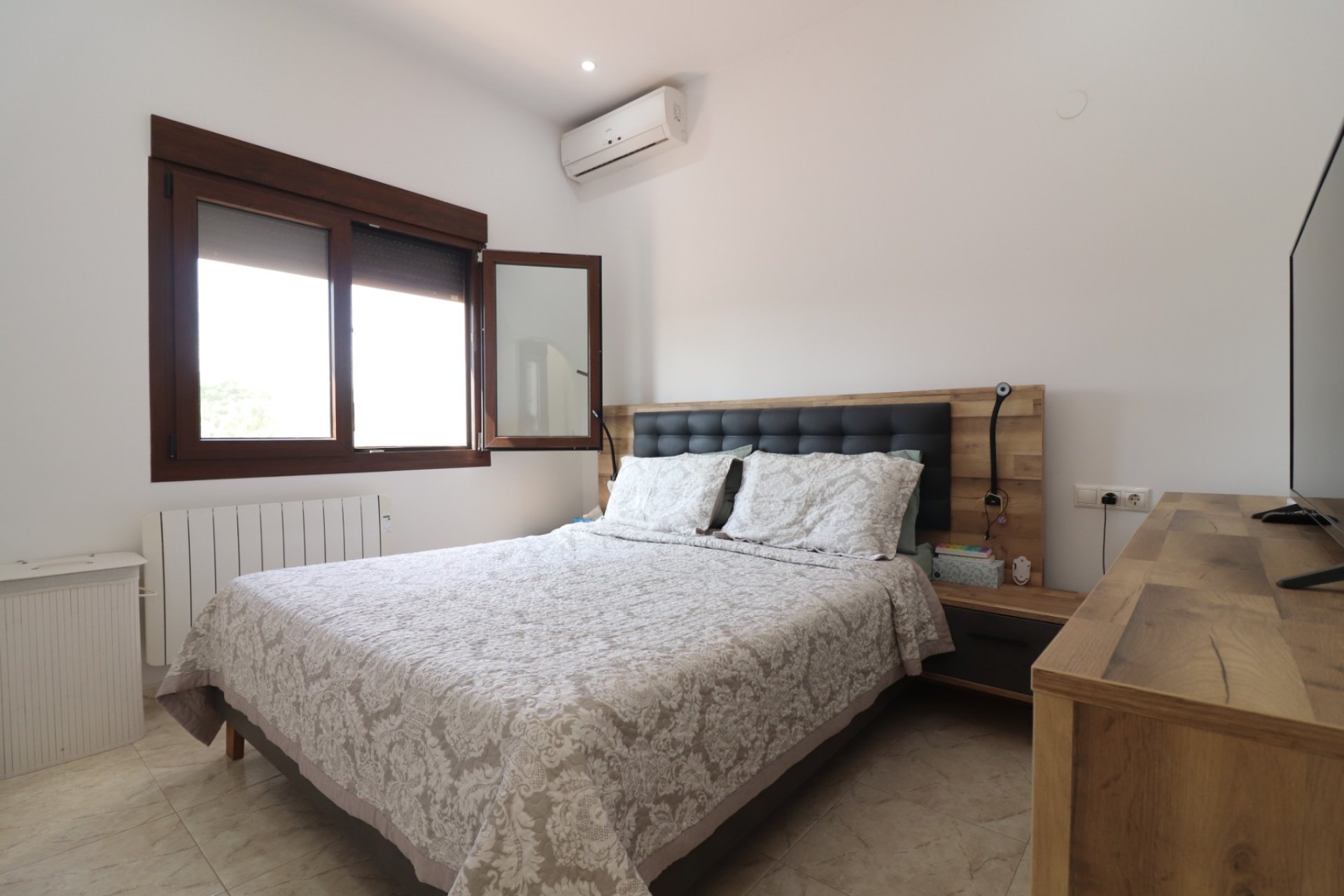 Resale - Finca - Daya Vieja